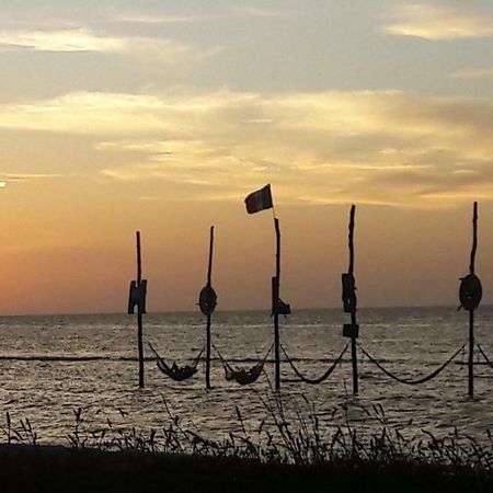 Hostel La Isla Holbox Dış mekan fotoğraf